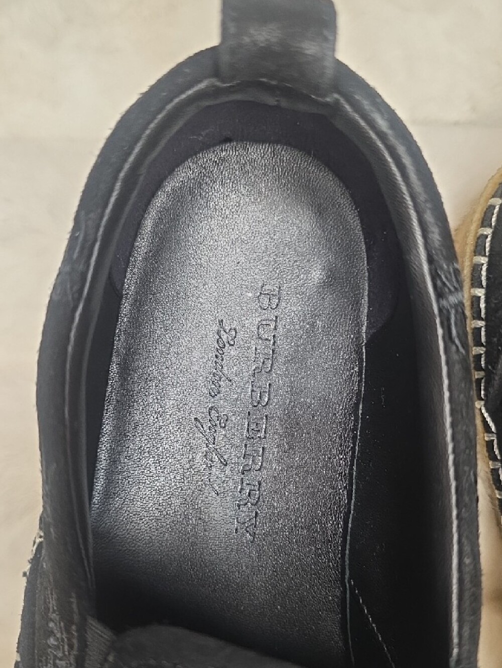 Burberry Sudbury Black Suede Platform Slip-On Loafers with Embroidered Motif - Picture 2 of 8
